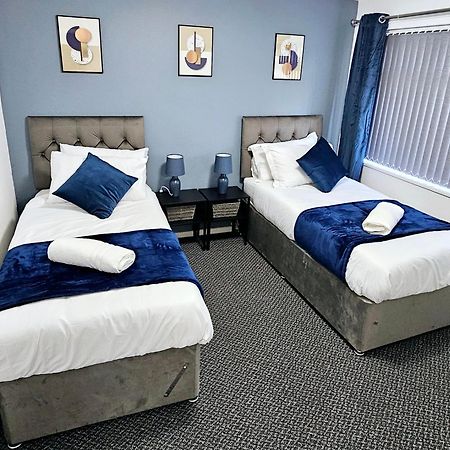 Lushstay Telford - Families, Contractors & Group Of Friends, Long Term Stay Exteriér fotografie